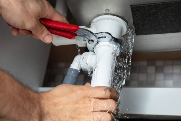 Best Water damage restoration experts  in Gonzales, LA